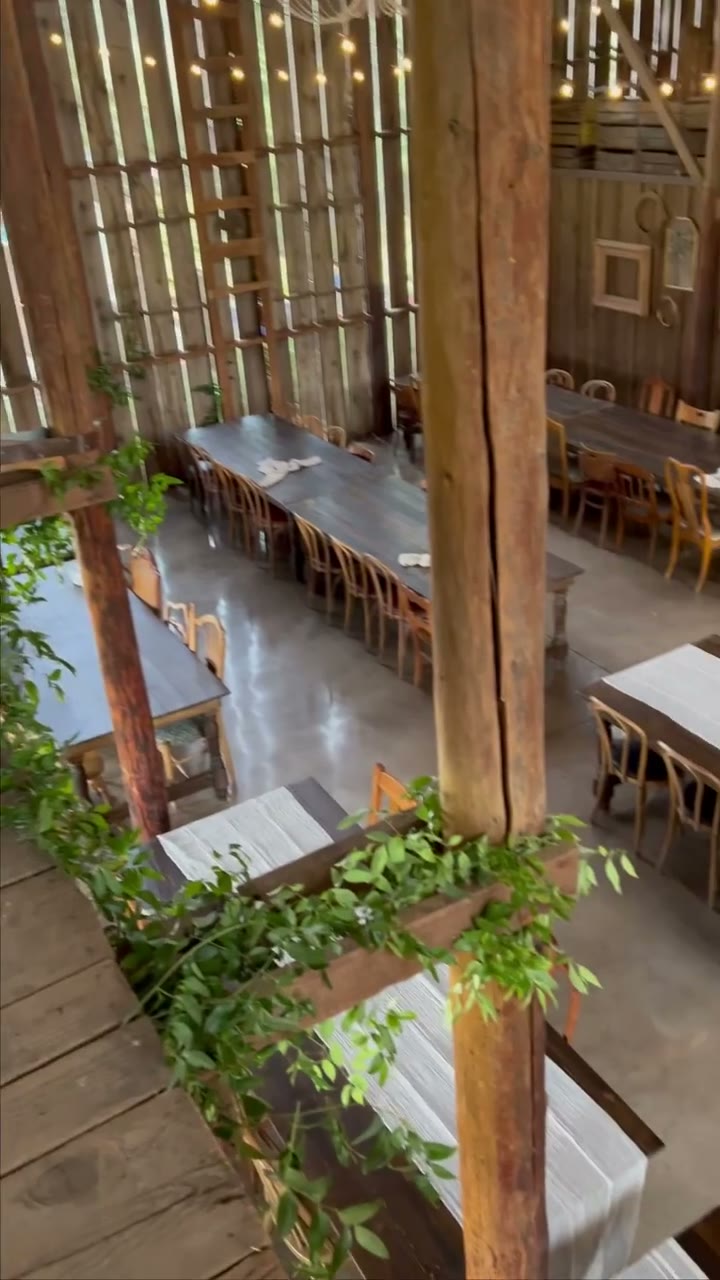 Tin Roof Barn — wedding venue in White Salmon